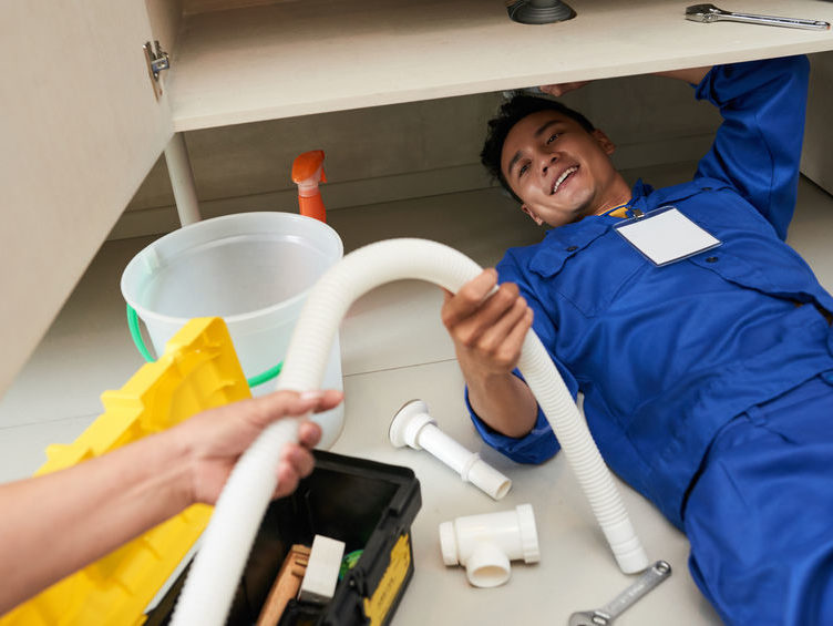 fixinguru fixing kitchen sink